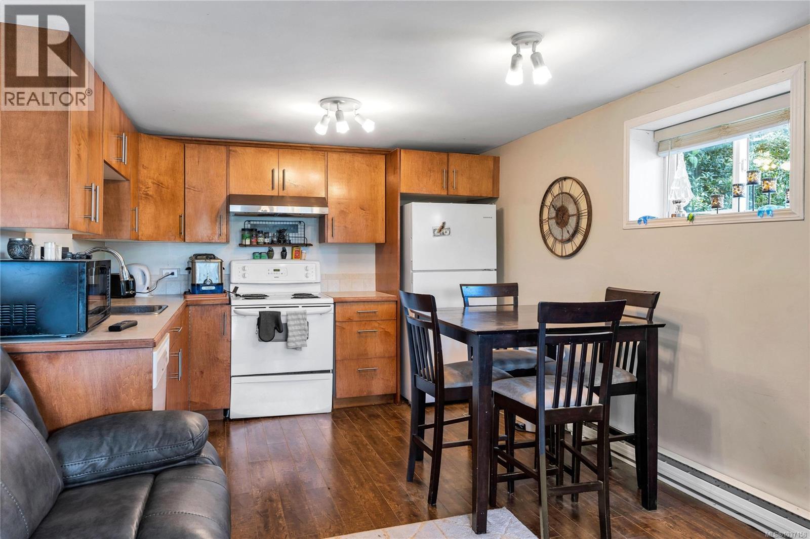  565 Baker Street, Saanich