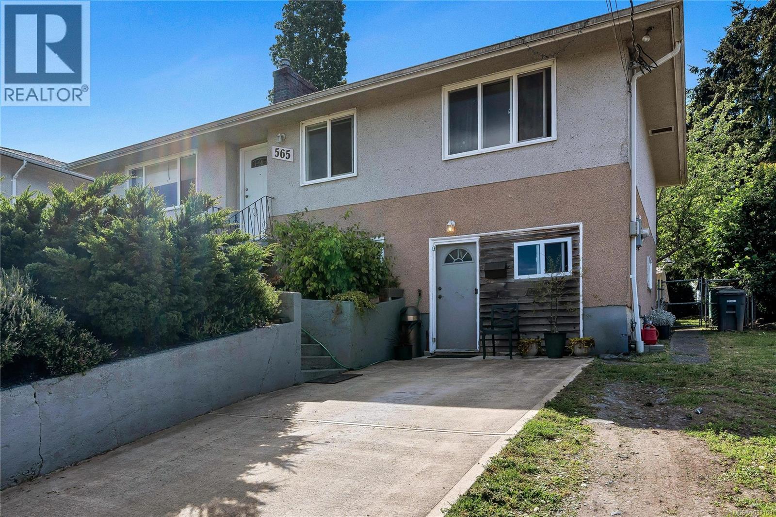 565 Baker St - 31