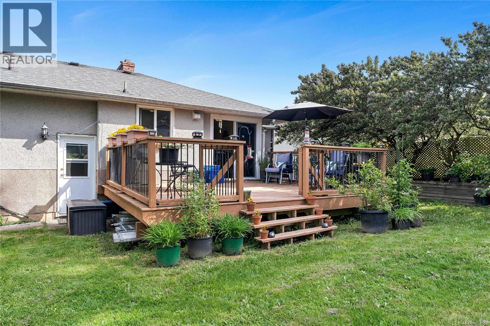 565 Baker St - 37
