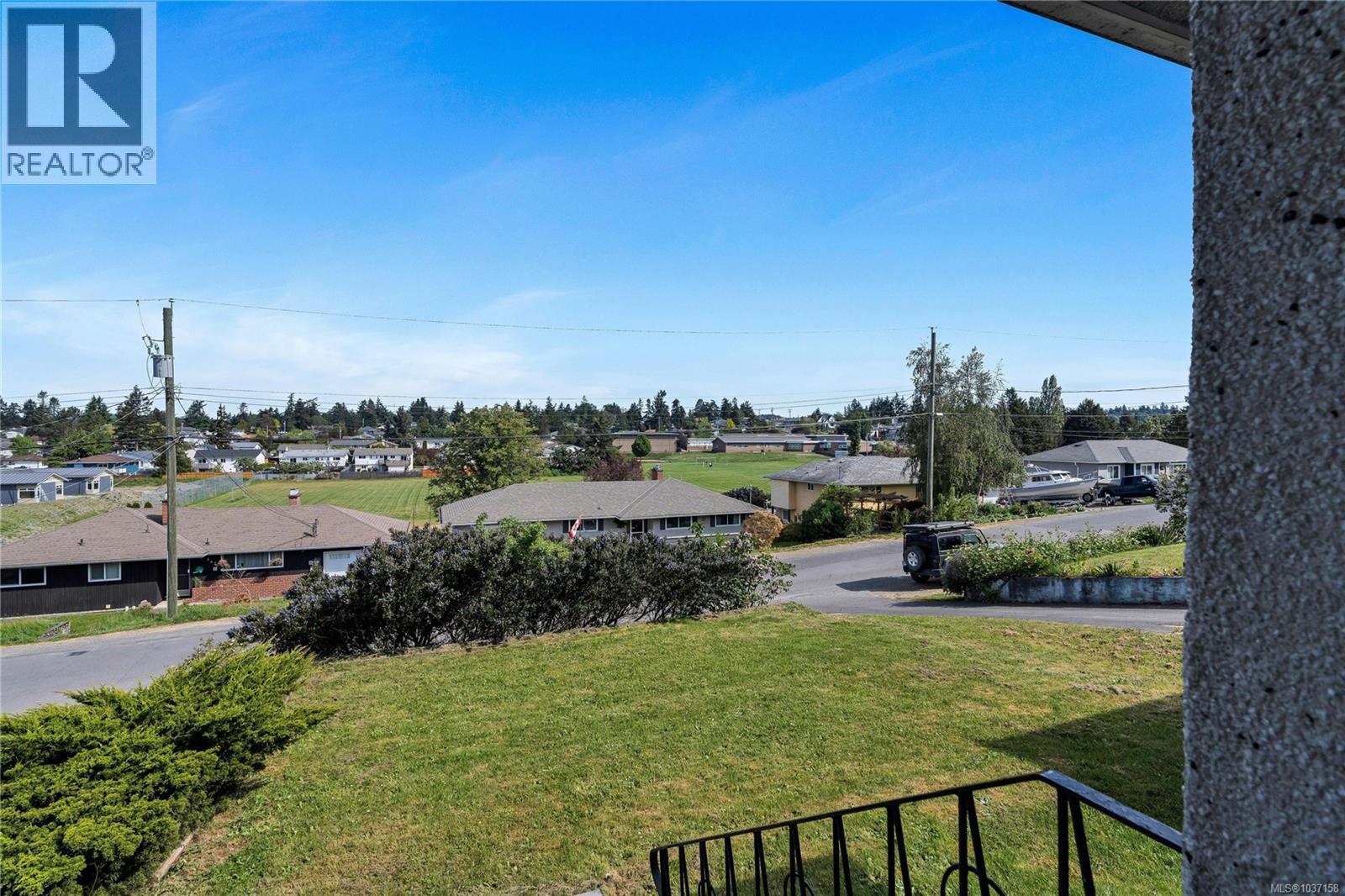 565 Baker St - 5