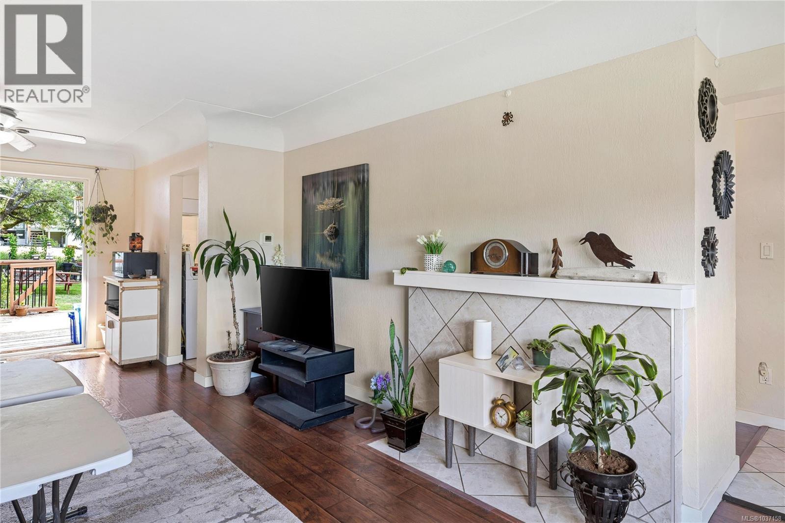  565 Baker Street, Saanich