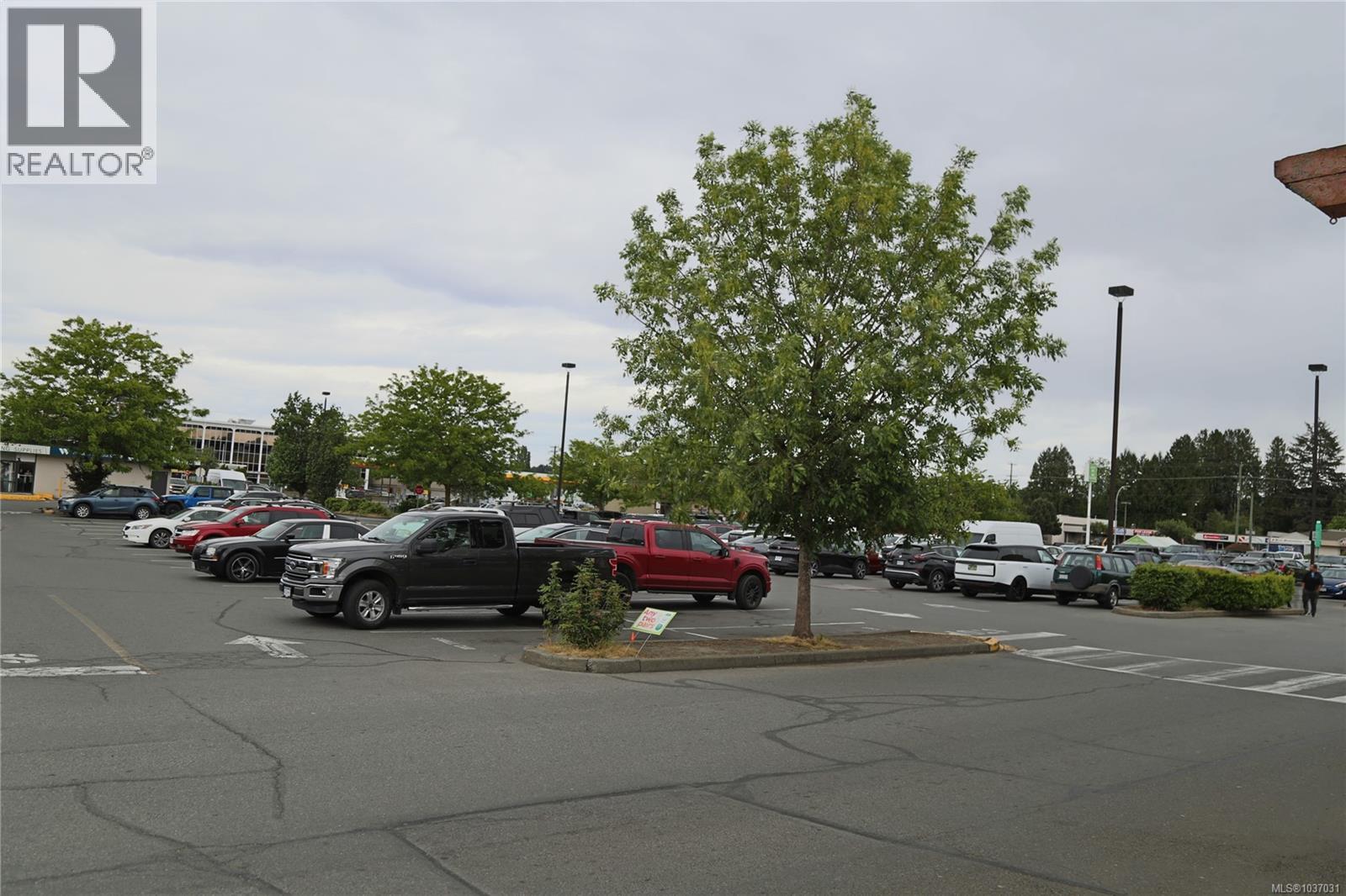 2 180 Central Rd, Duncan