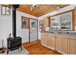 10835 Raven Lake West Shore Township, Algonquin Highlands, ON P0A1E0 Photo 32
