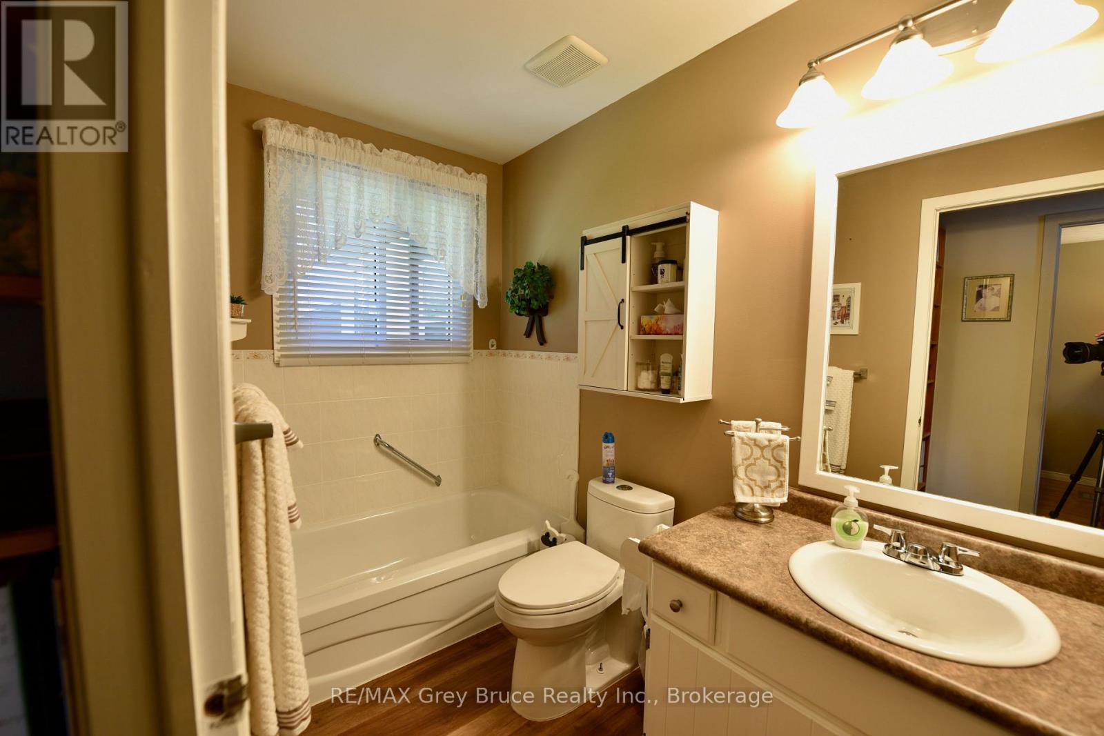 120 TAMMY'S COVE ROAD - 32
