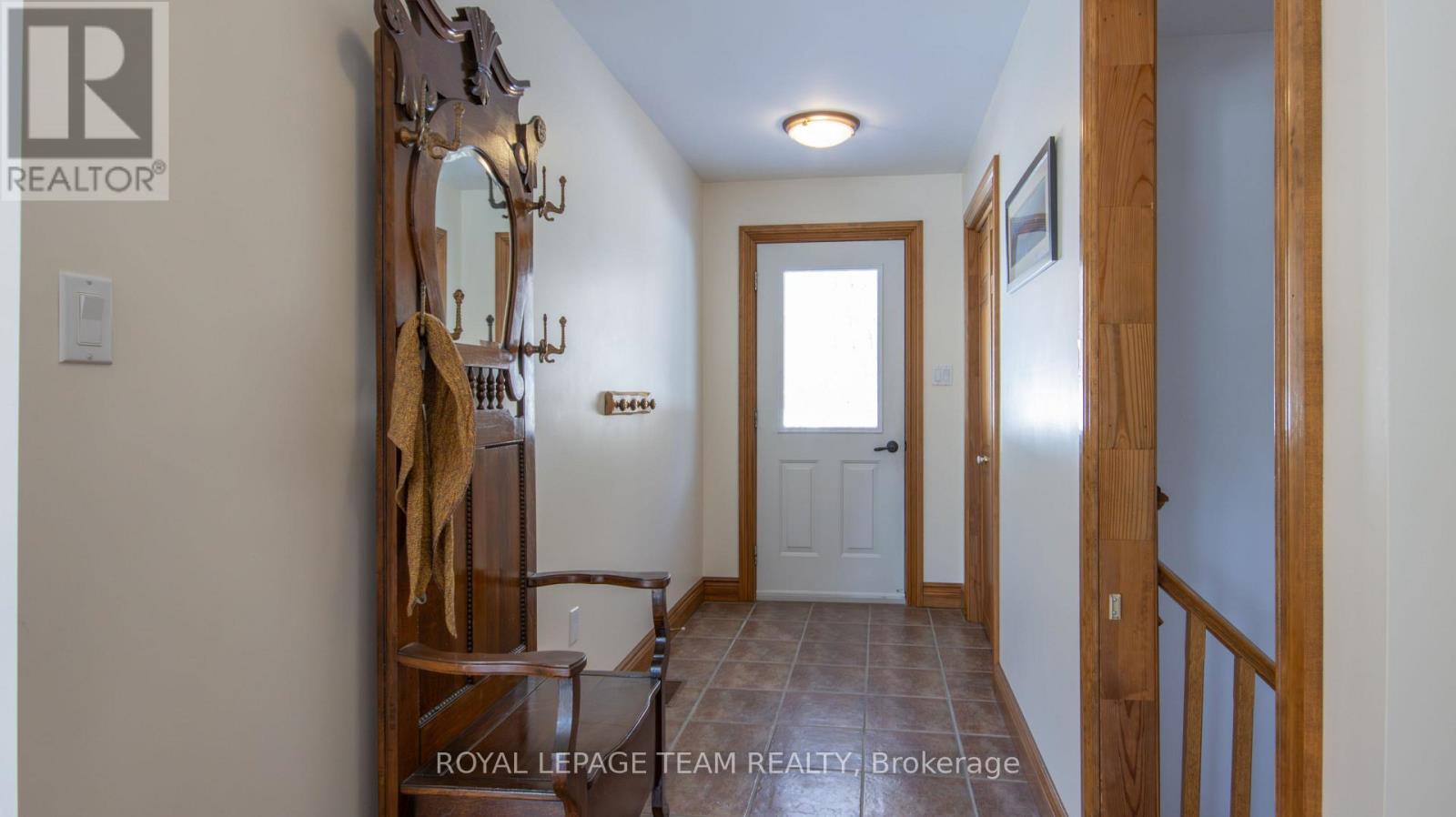 58 LULOFF LANE - 37