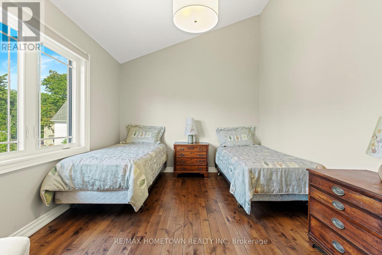 9 BAYVIEW ROAD - 26