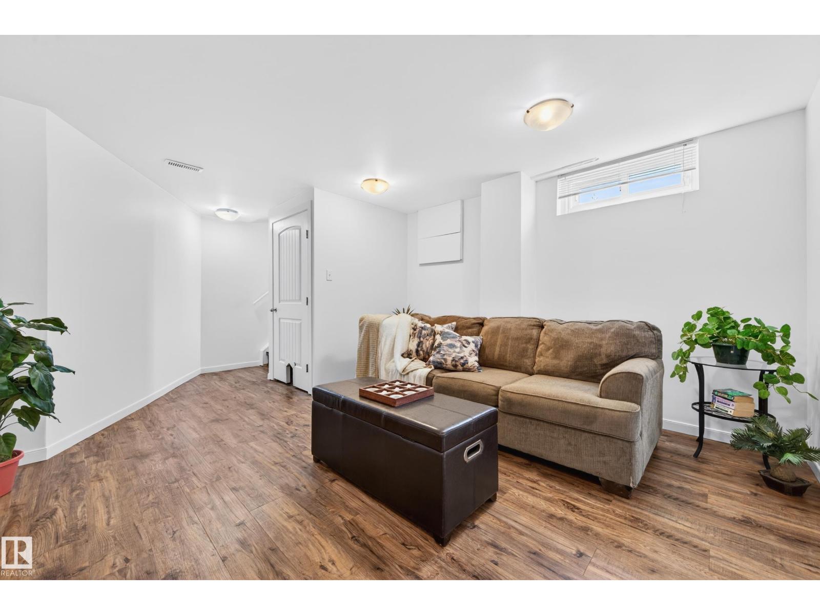 14522 56 ST NW, Edmonton
