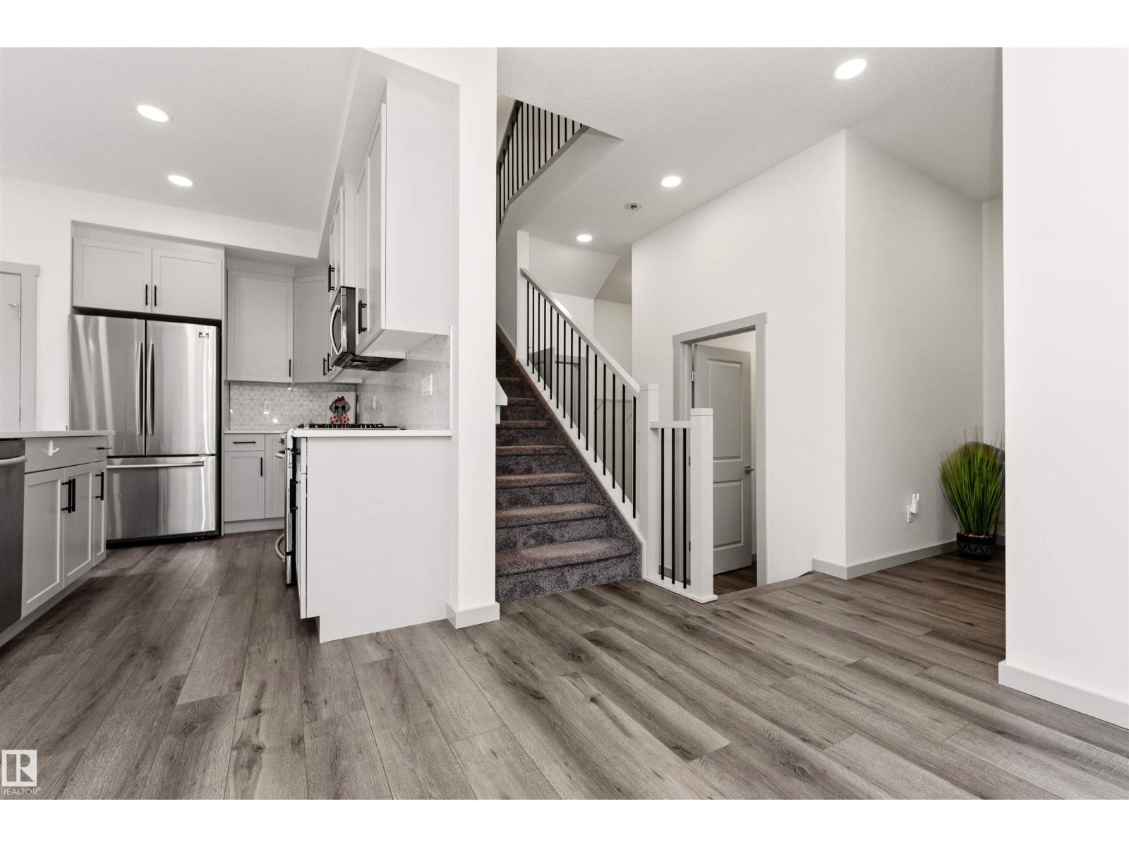 2330 KELLY CI SW - 19