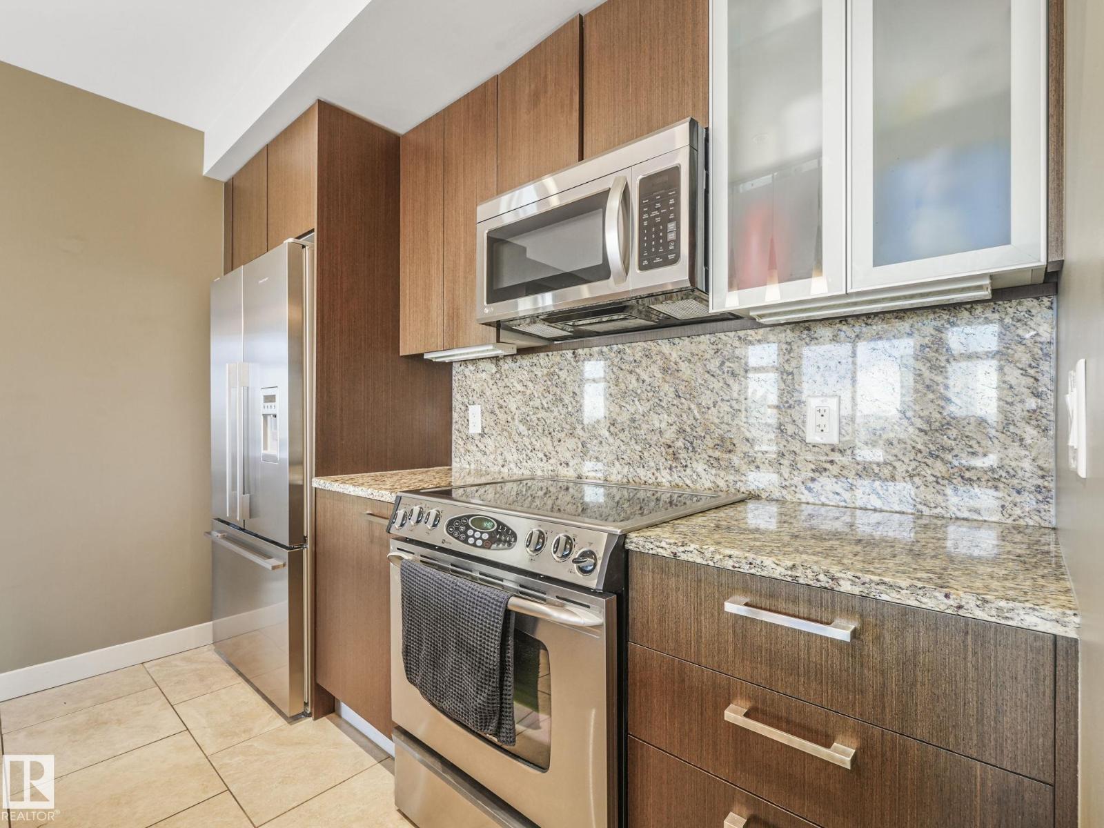 #801 10388 105 ST NW - 10