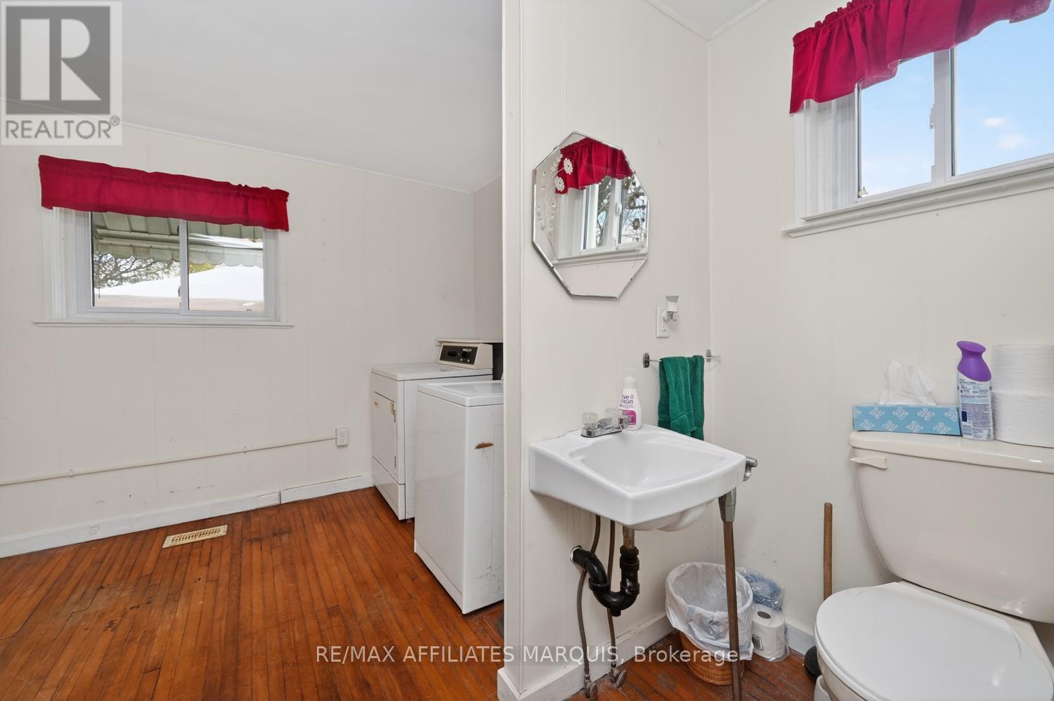 39 MERRICK STREET - 21