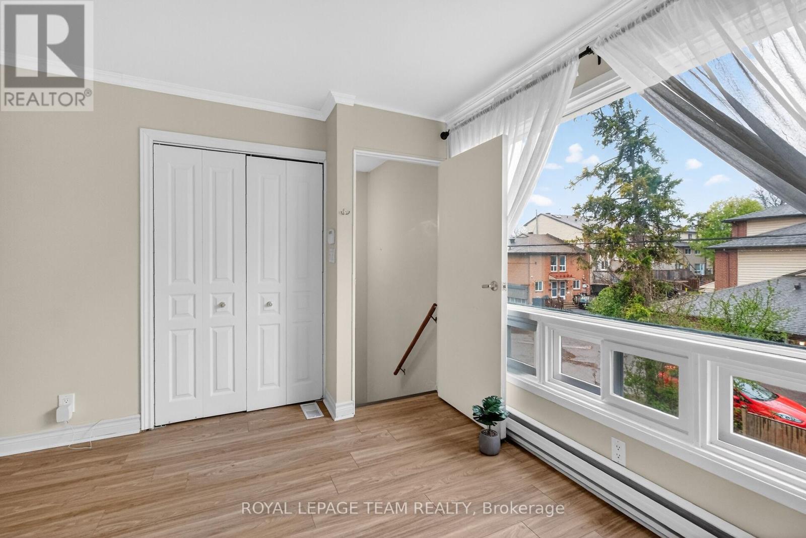196 PRINCE ALBERT STREET - 37