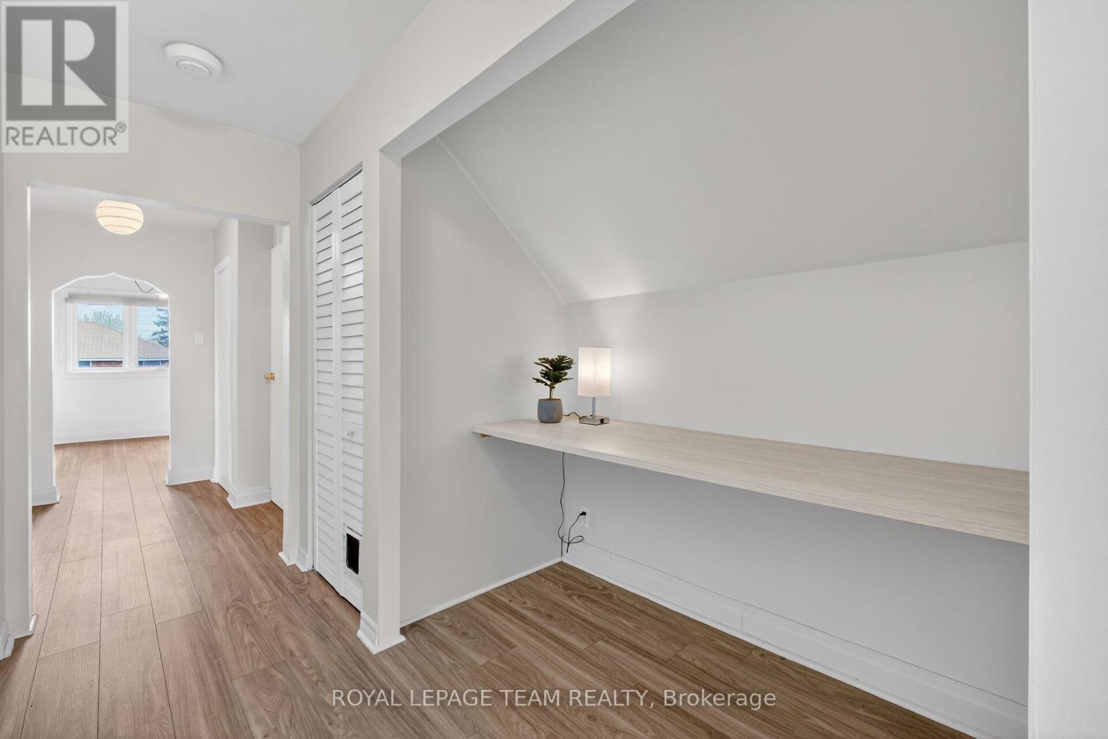 196 PRINCE ALBERT STREET - 44