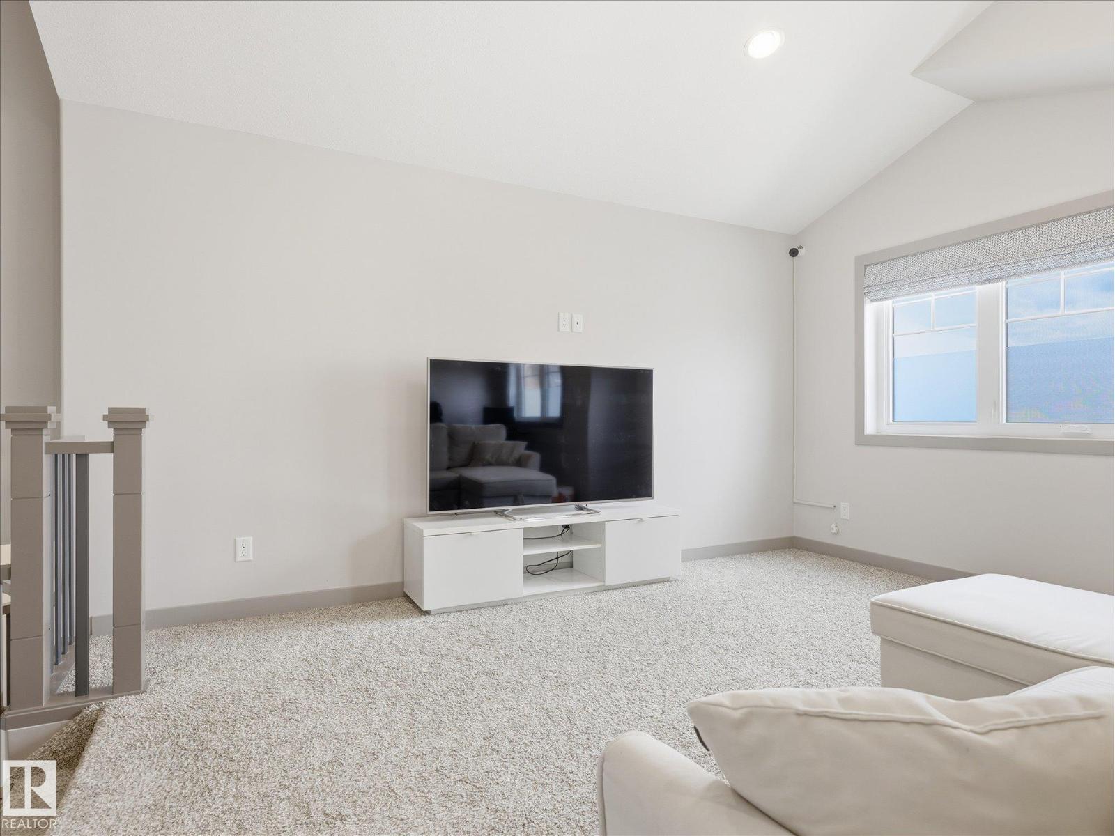 2115 AUXIER CO SW - 16