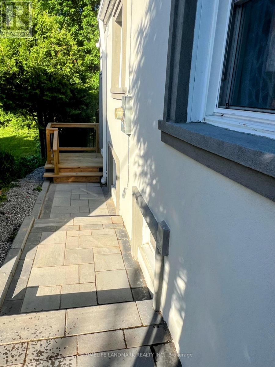 181 NEWTON STREET E - Image 3