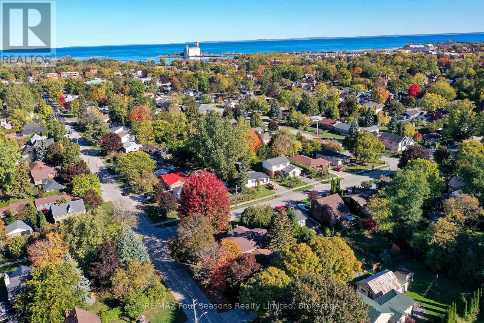323 HICKORY STREET - 42