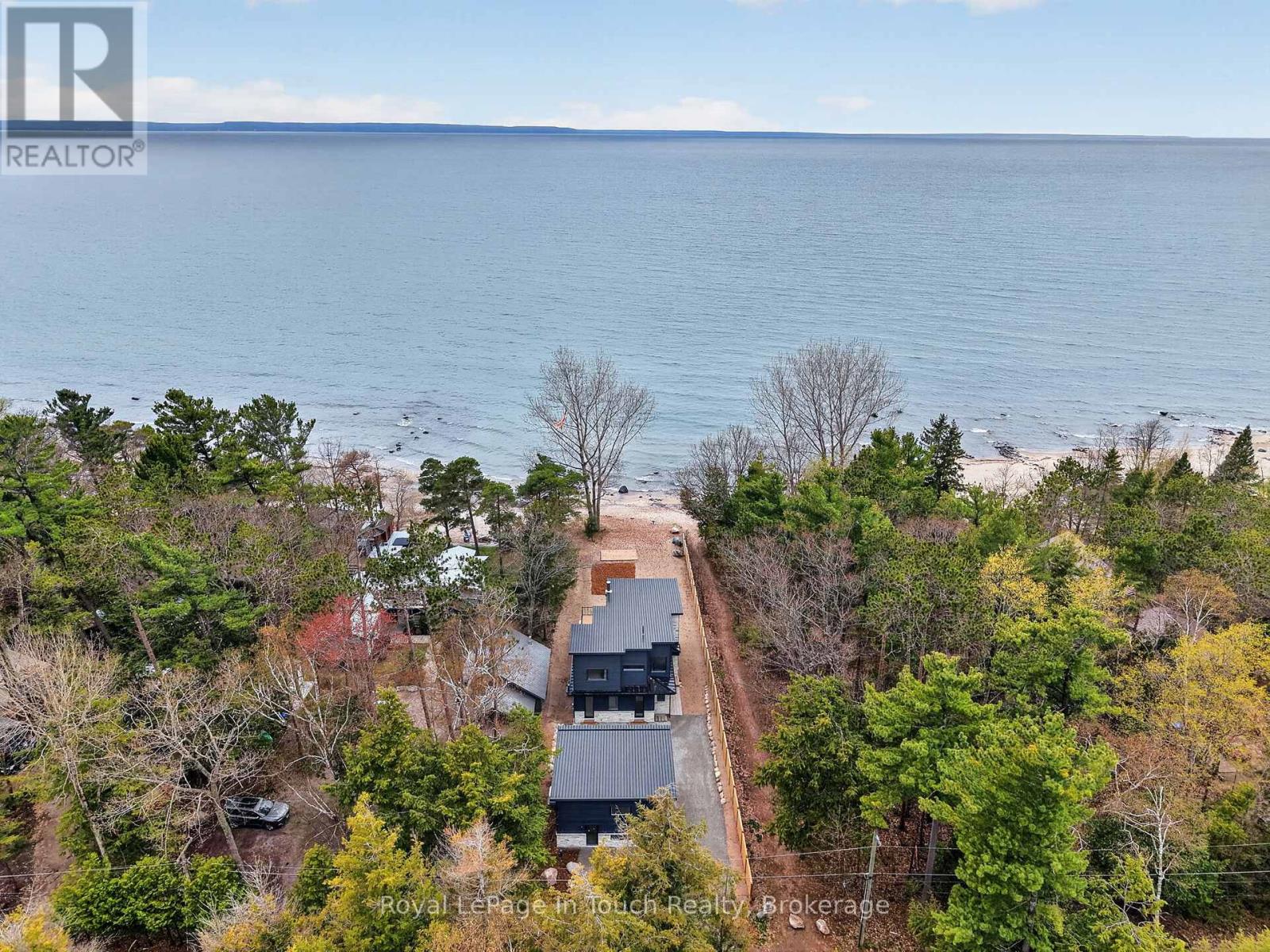 160 TINY BEACHES ROAD N - 1