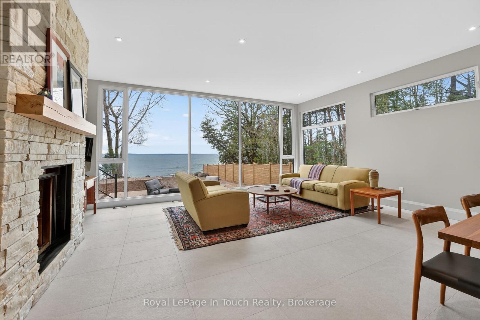 160 TINY BEACHES ROAD N - 15