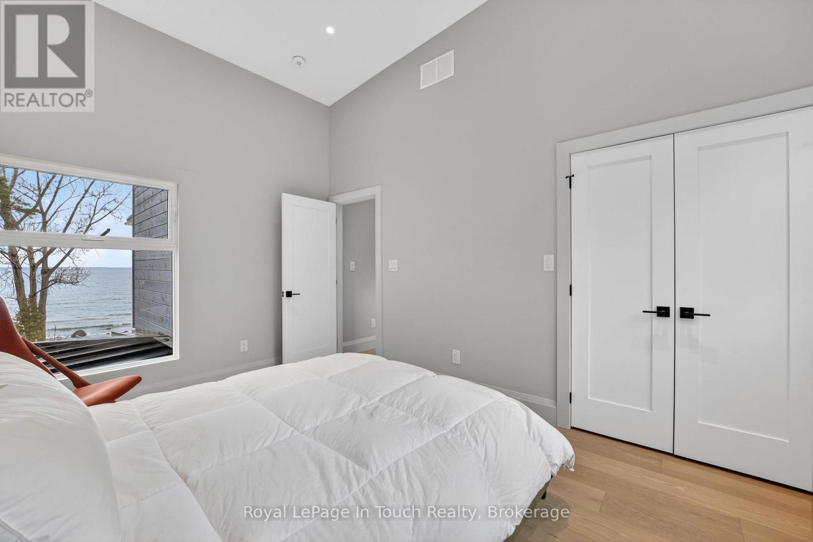 160 TINY BEACHES ROAD N - 29