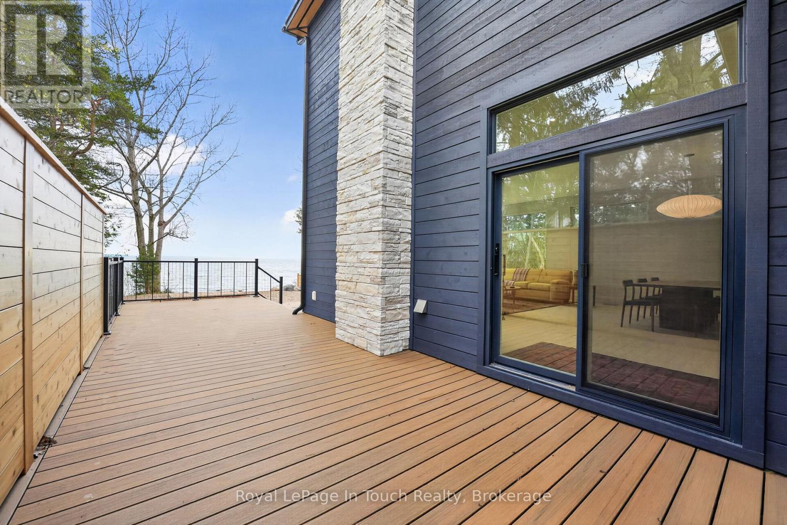 160 TINY BEACHES ROAD N - 41