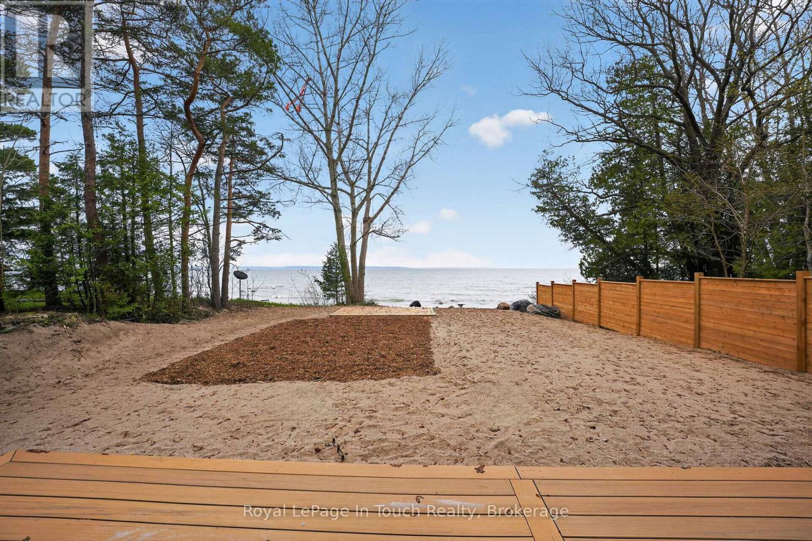 160 TINY BEACHES ROAD N - 43