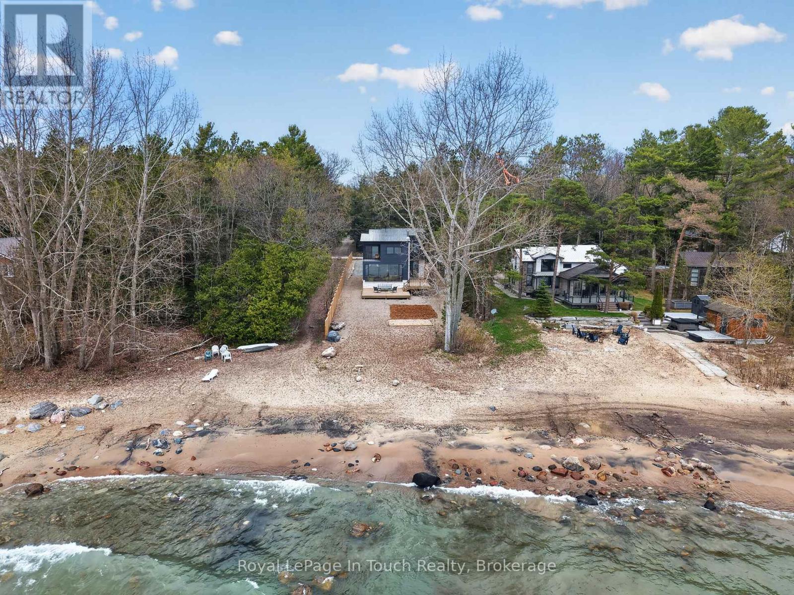 160 TINY BEACHES ROAD N - 47