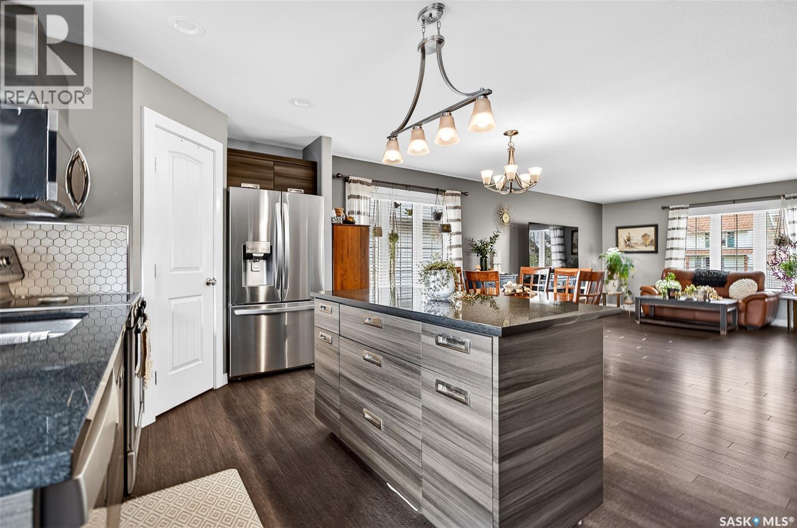 1048 6th AVENUE NW - 16