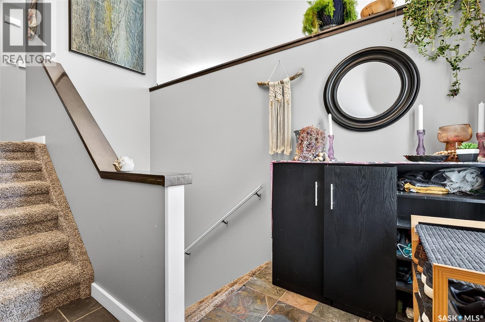 1048 6th AVENUE NW - 35