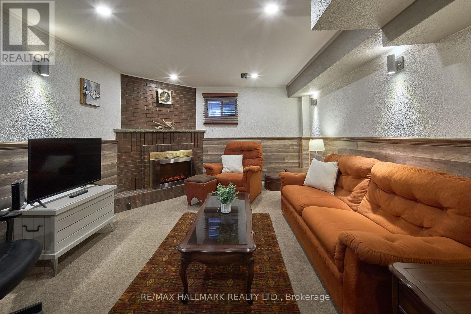 195 AVENUE ROAD - Image 23
