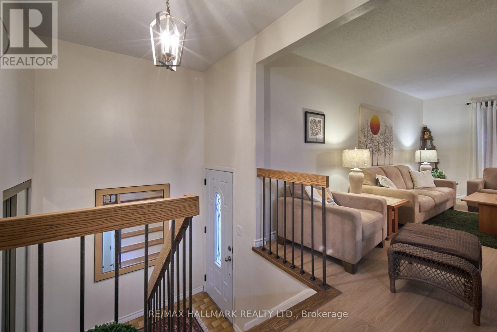 195 AVENUE ROAD - Image 8