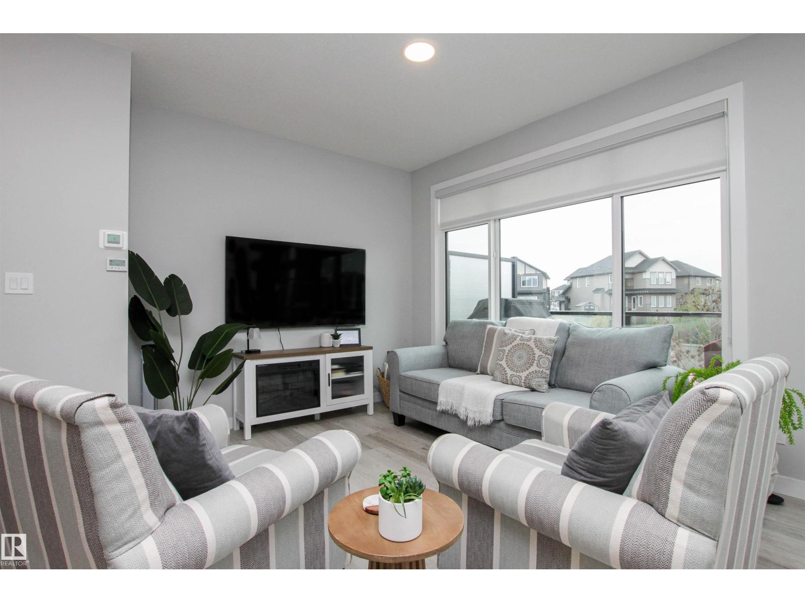 #26 50 EBONY BV, Sherwood Park