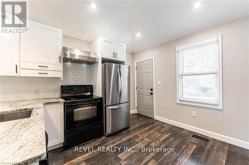 222 KENSINGTON AVENUE N - 10