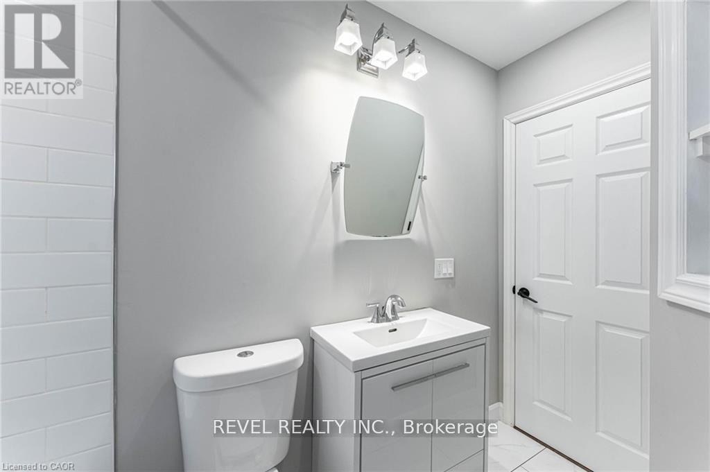 222 KENSINGTON AVENUE N - 28