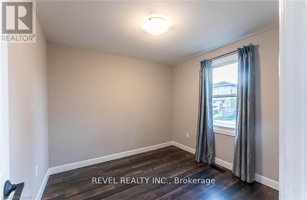 222 KENSINGTON AVENUE N - 26