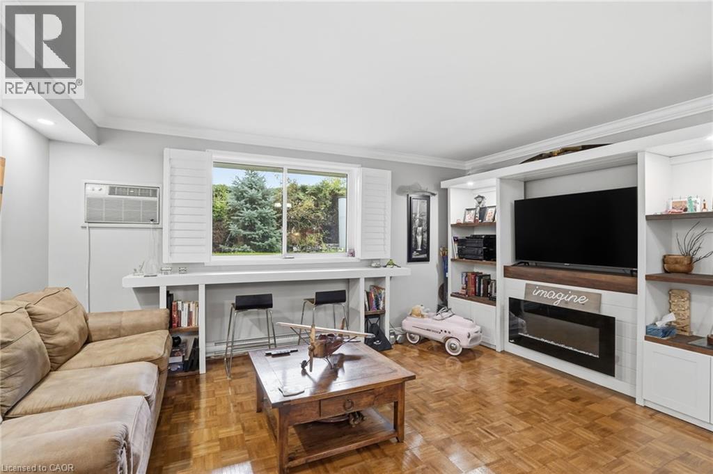 #104 482 JAMES Street N - 13
