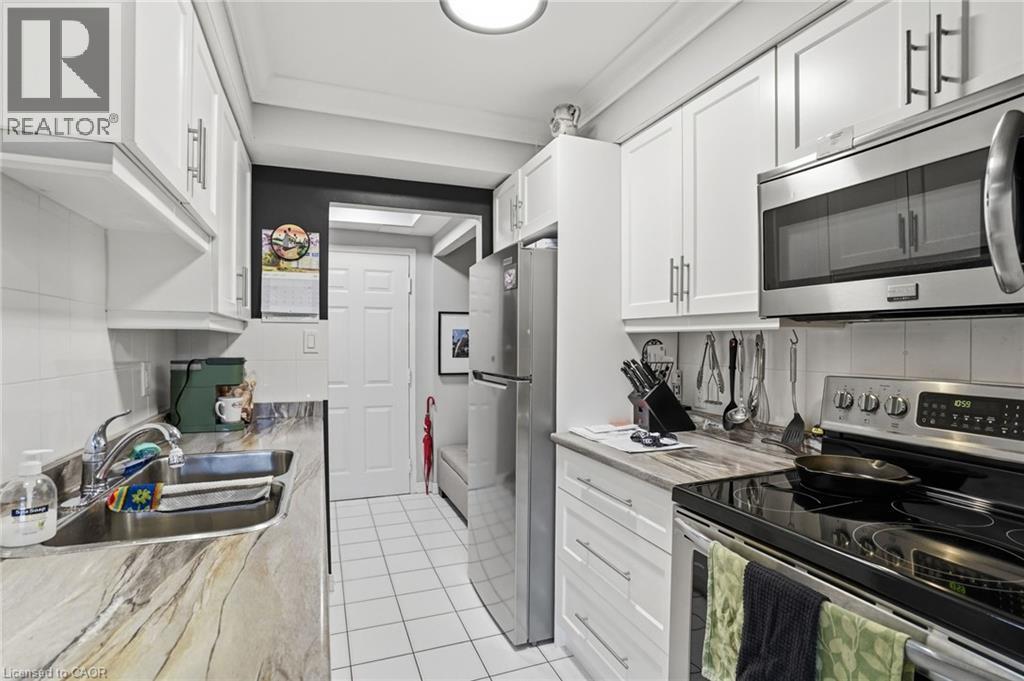 #104 482 JAMES Street N - 17