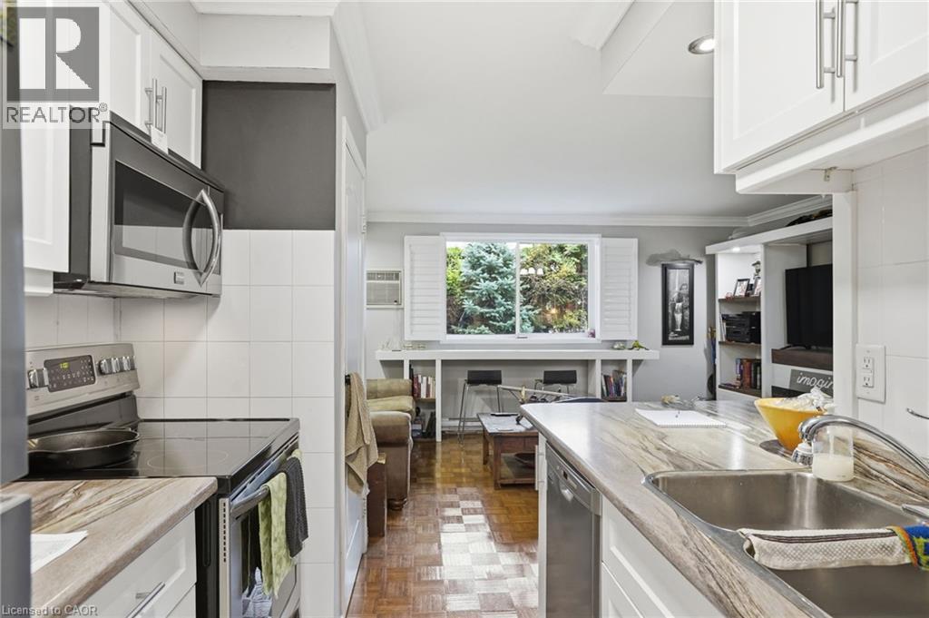 #104 482 JAMES Street N - 19