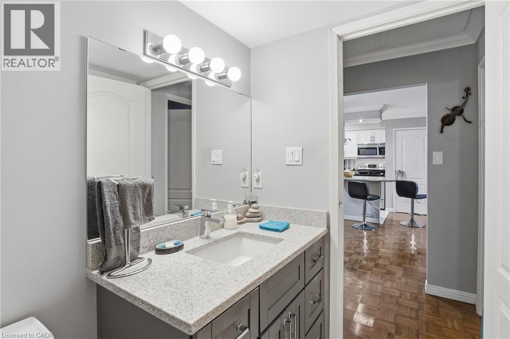 #104 482 JAMES Street N - 32