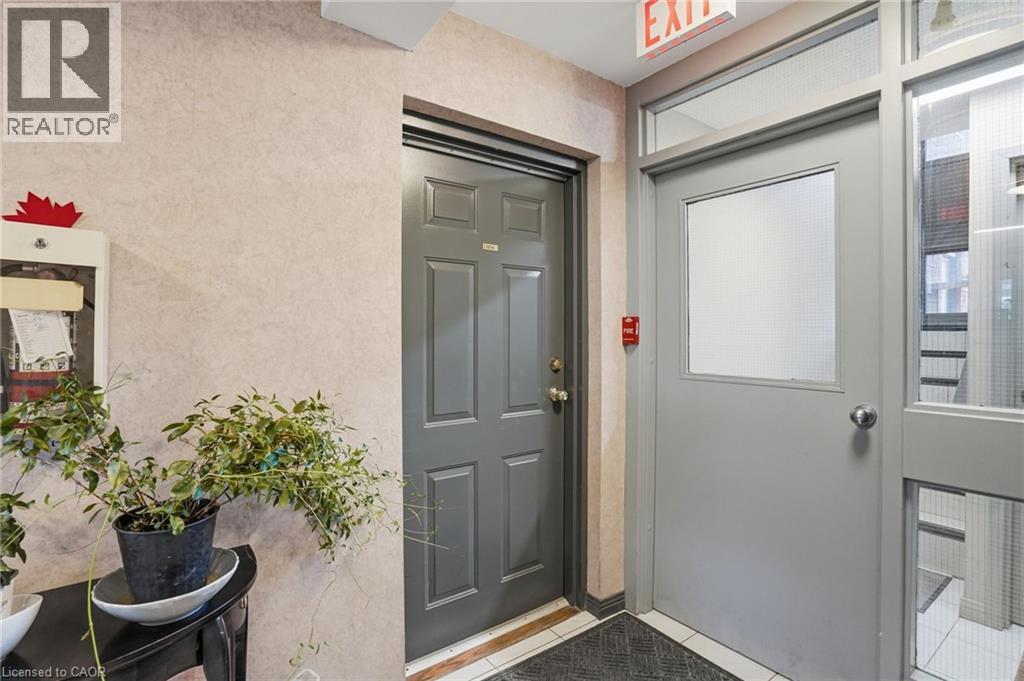 #104 482 JAMES Street N - 5