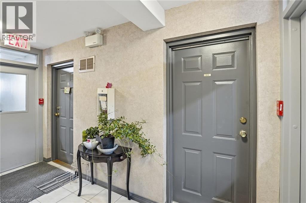#104 482 JAMES Street N - 6