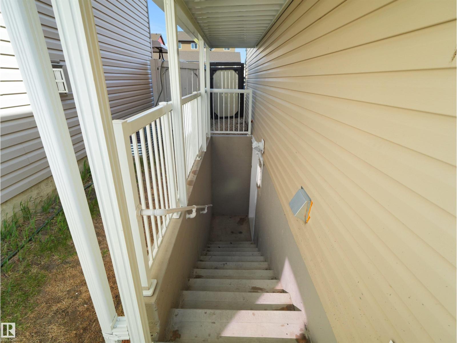 2017 32A ST NW, Edmonton