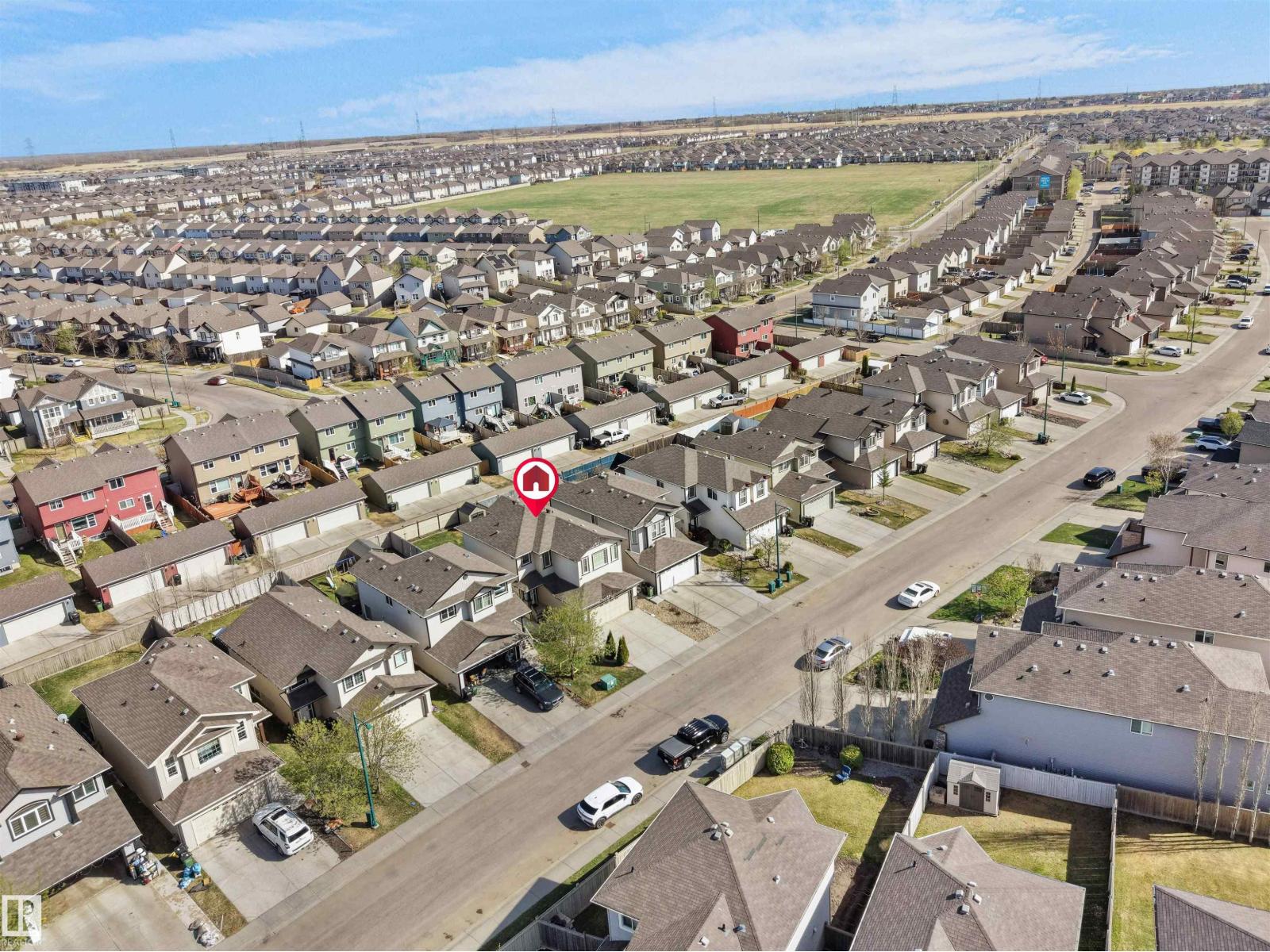 2017 32A ST NW, Edmonton