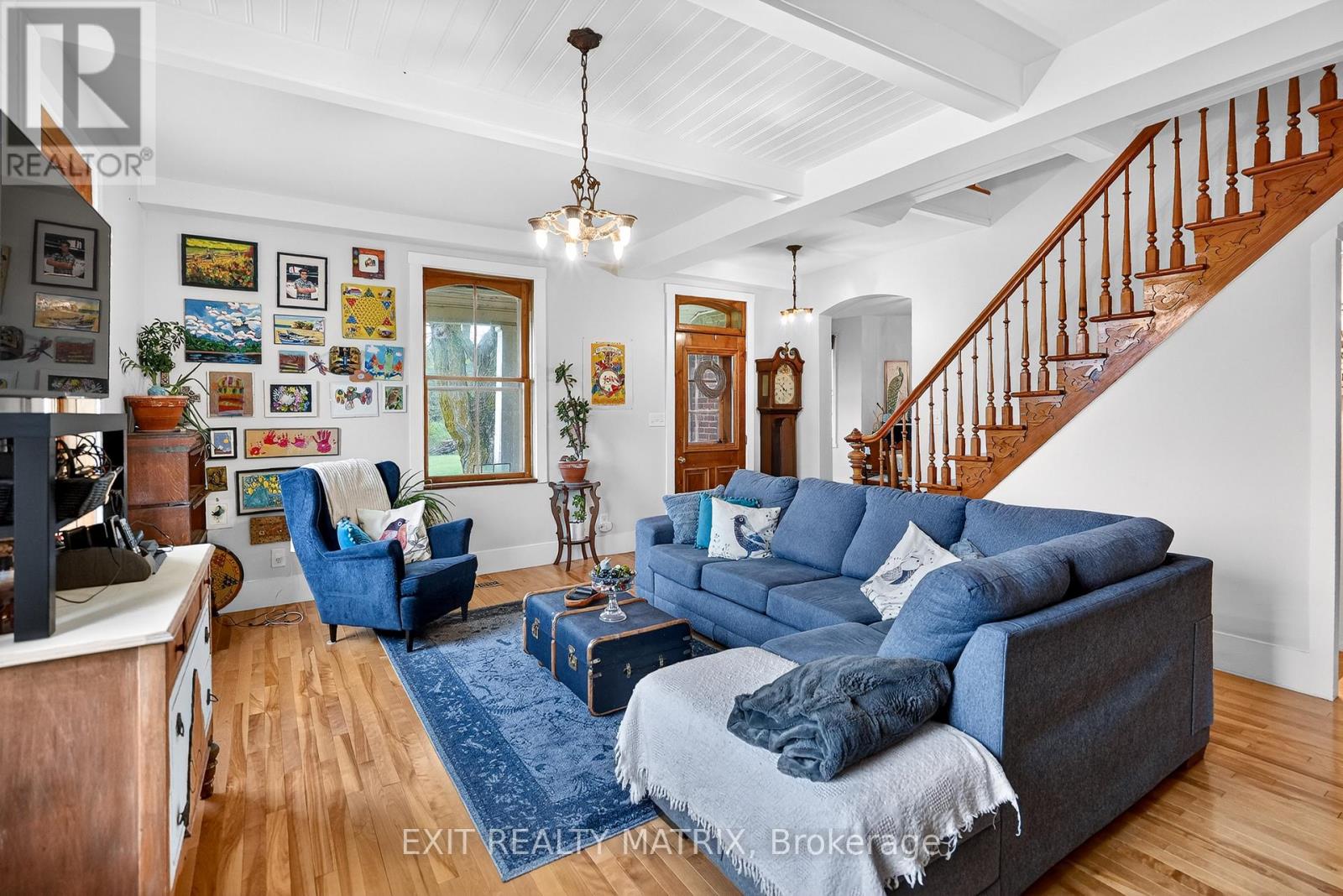 7499 BANK STREET - 11
