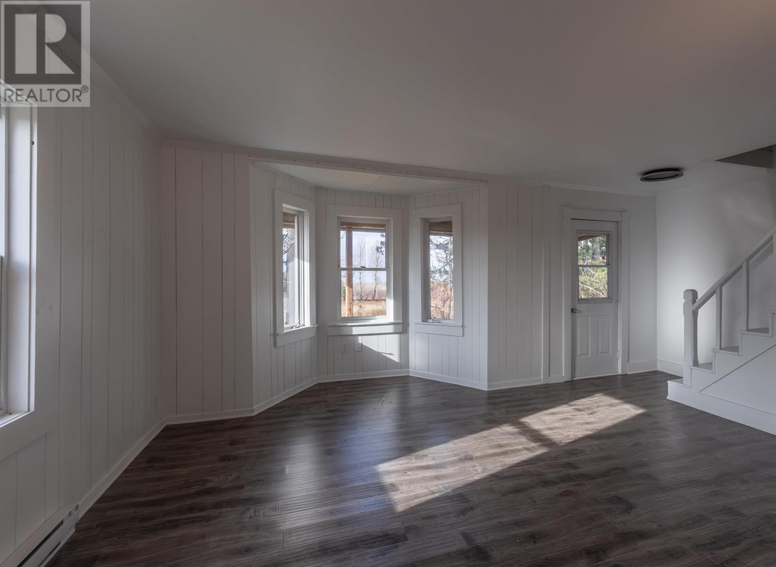 842 Strathcona Road - 17