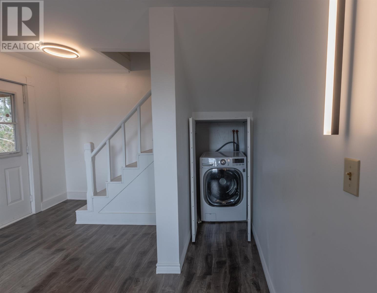 842 Strathcona Road - 21