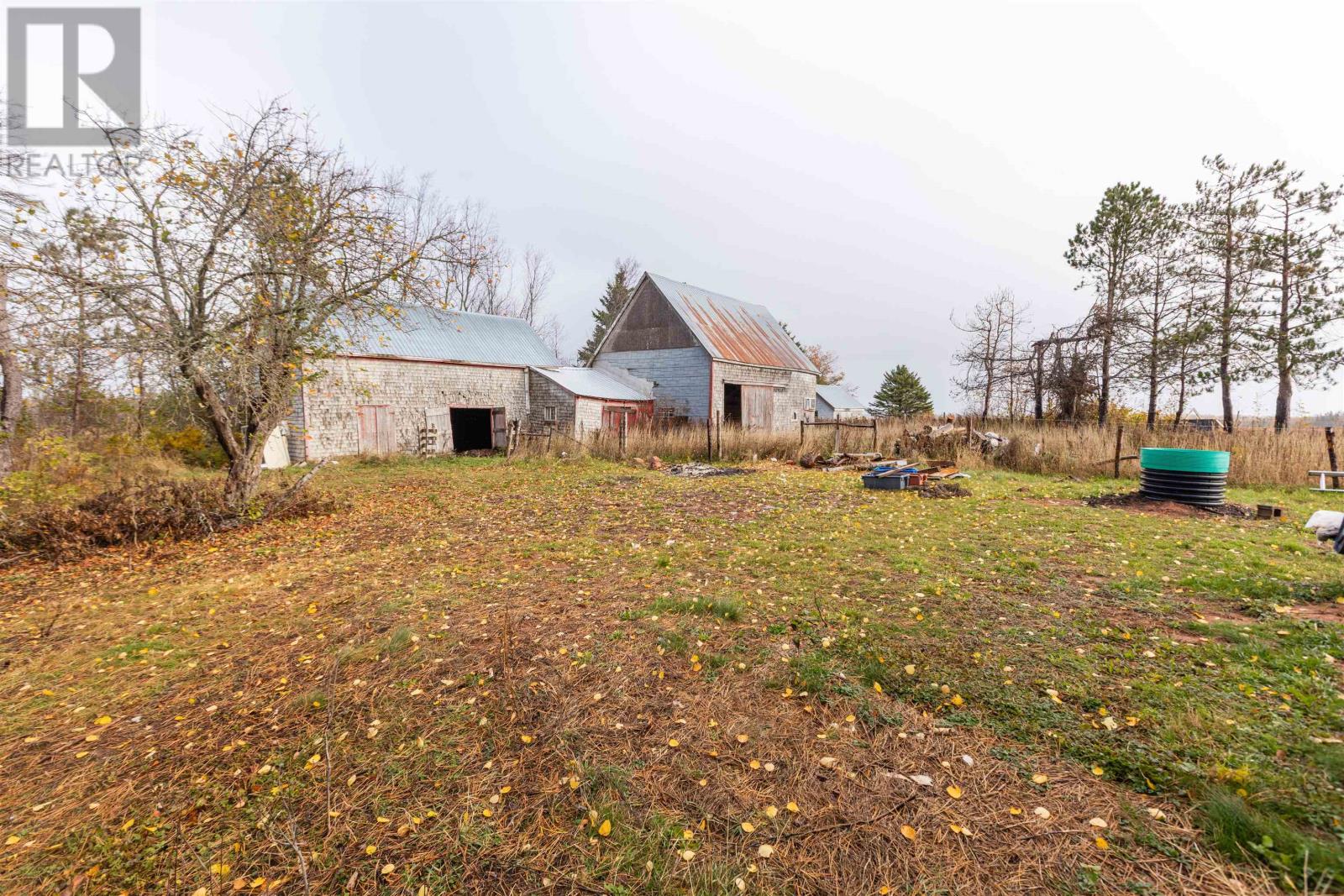 842 Strathcona Road - 8