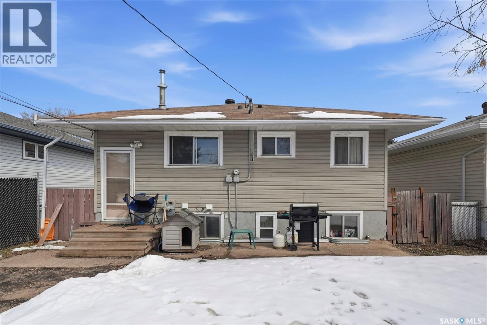 439 22nd STREET E - 23