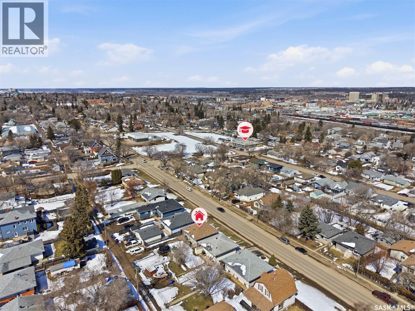 439 22nd STREET E - 29
