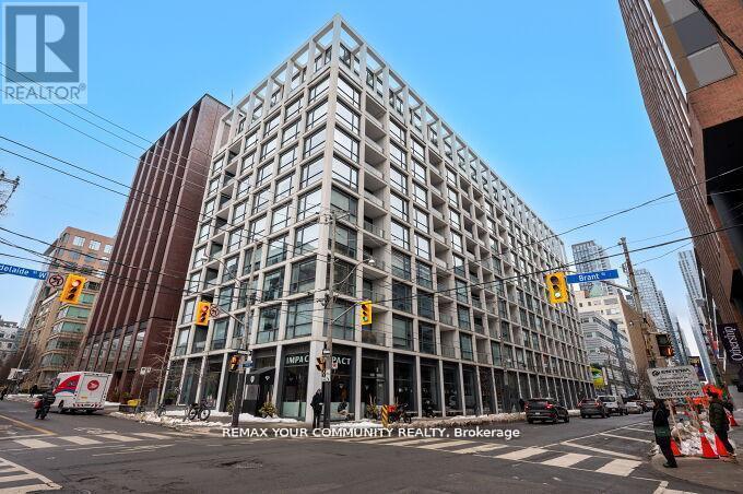 #PH11 39 BRANT STREET - 2