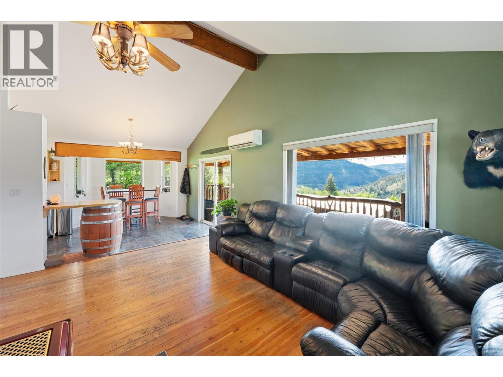 875 Sheep Creek Road, Kaleden