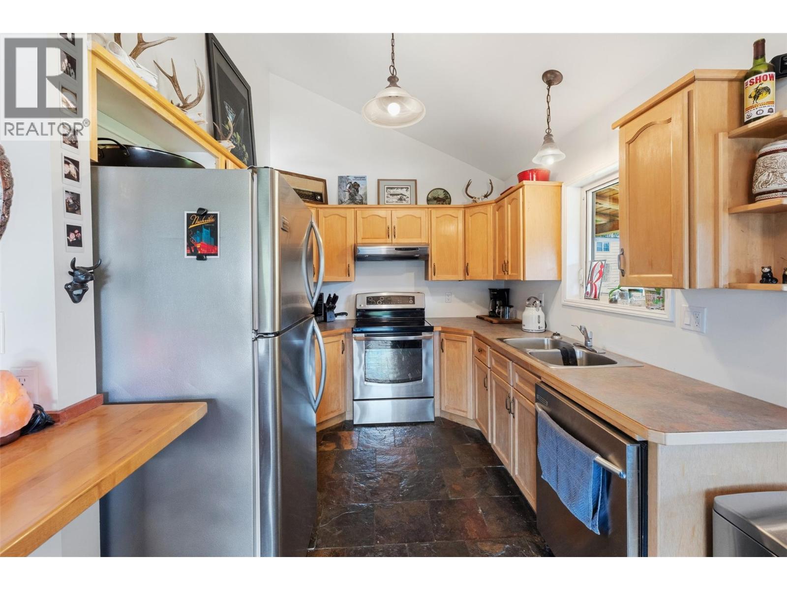 875 Sheep Creek Road, Kaleden